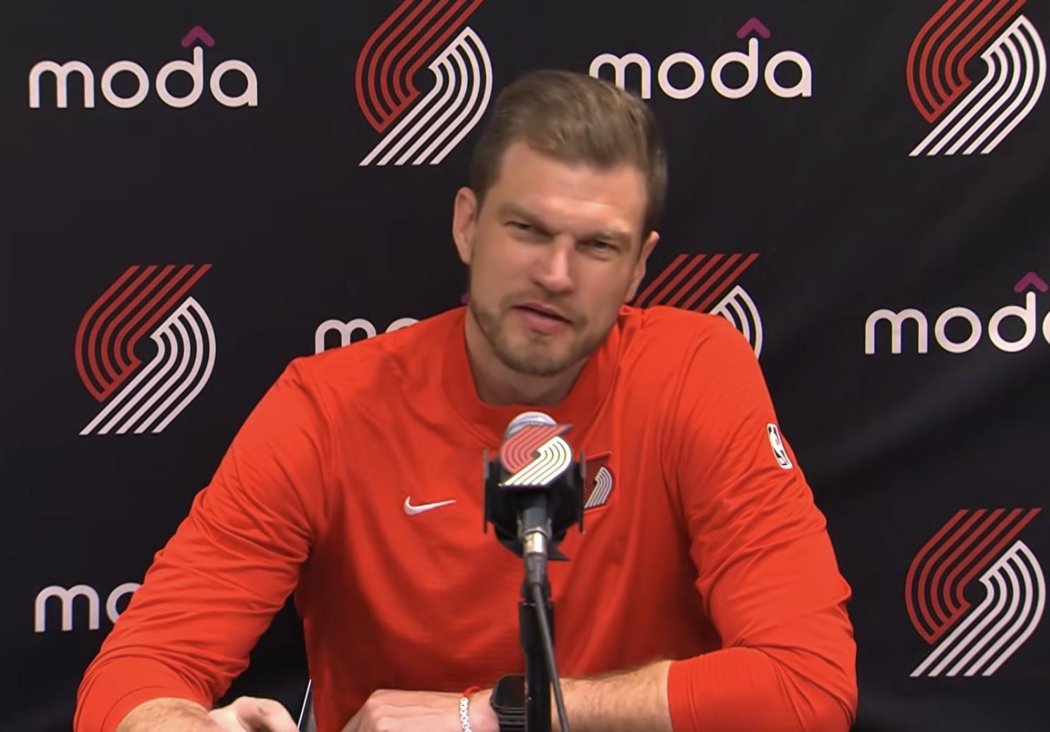 斯普利特:球员们腿像灌了铅一样沉,开局慢热的情况需要解决